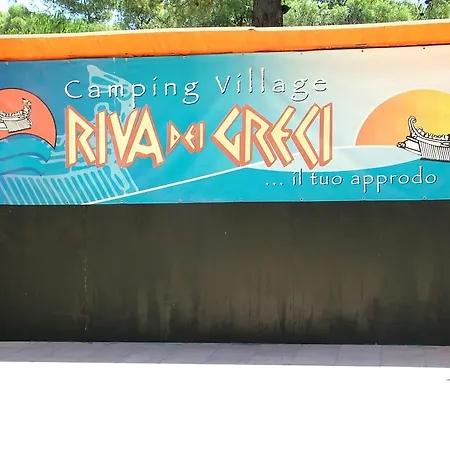 Riva Dei Greci Village * ميتابونتو