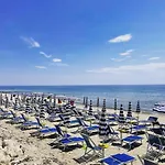 Üdülőpark Riva Dei Greci Village